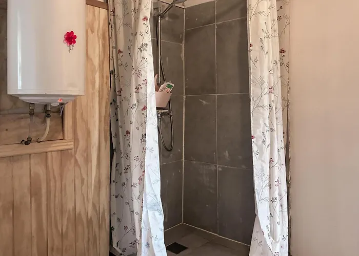 2 Bedroom Awesome In Feriehus Højer